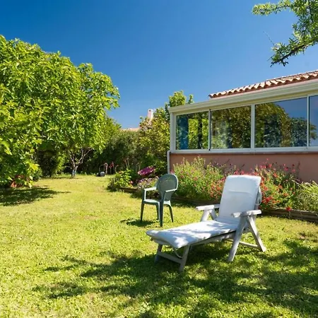 Charmante Maison Et Jardin Proche Et Commerces Casa vacanze